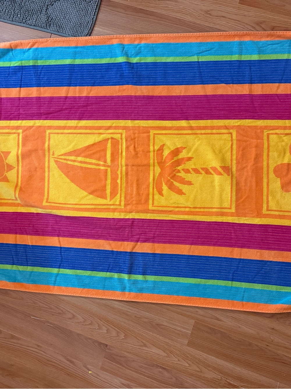 Egyptian Cotton Oversized Beach Towel Resort Size 34in X 66  Thick Heavy - Picture 2 of 5